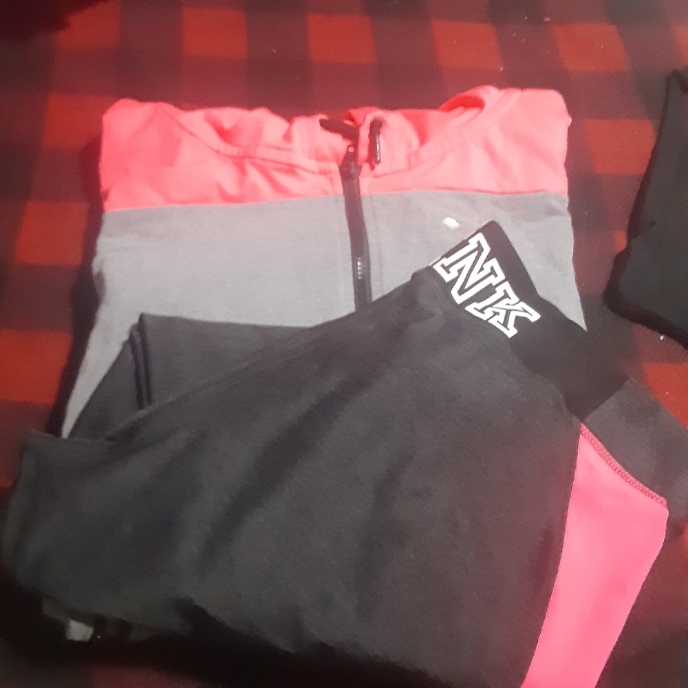 VS Pink outfit